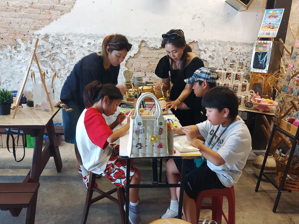 Pop-up at Time Tunnel Ipoh Old Town — photograph 1